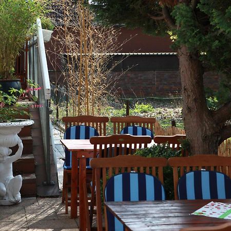 Hotellerie Gasthaus Schubert Garbsen Extérieur photo