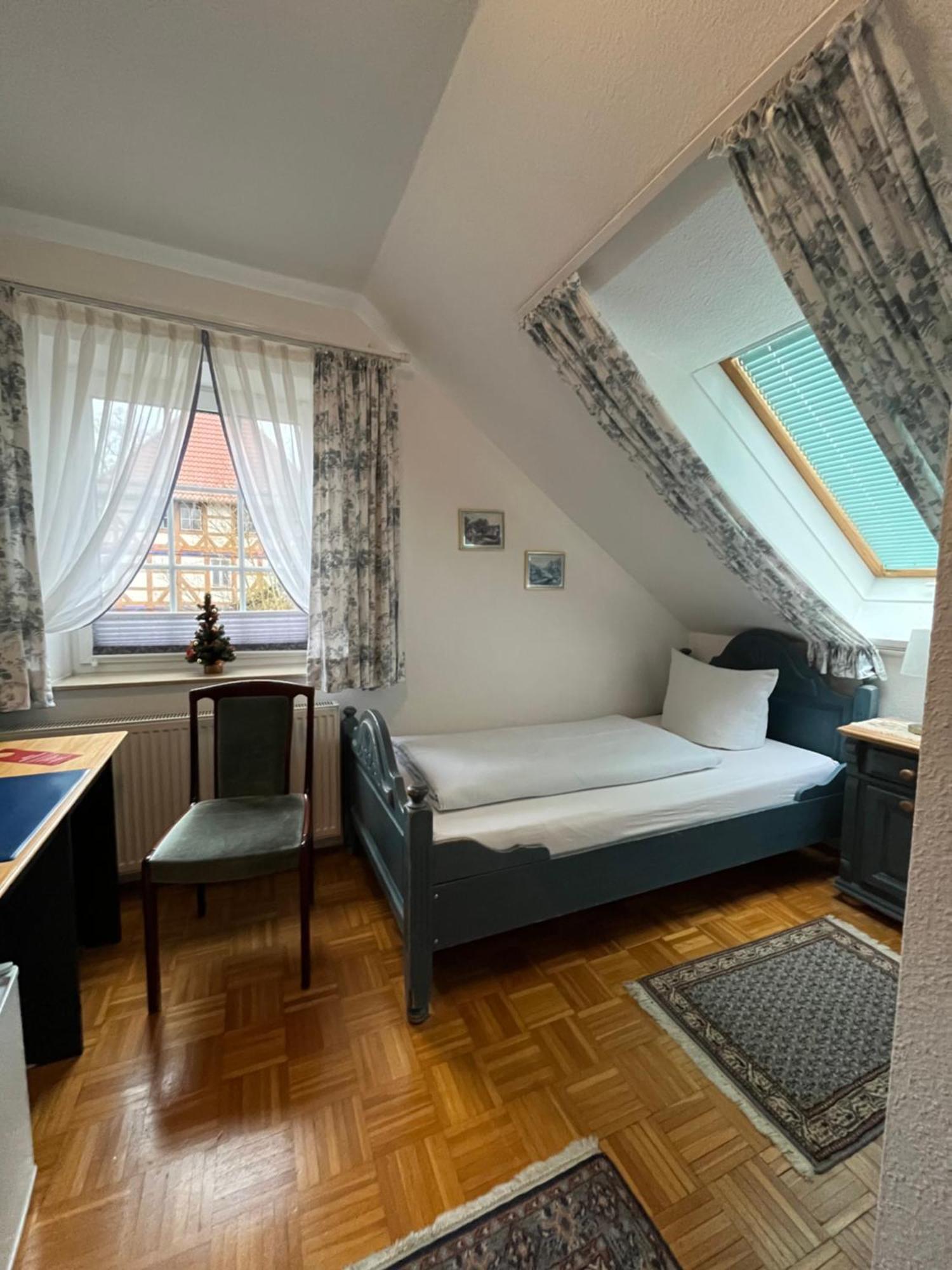 Hotellerie Gasthaus Schubert Garbsen Extérieur photo