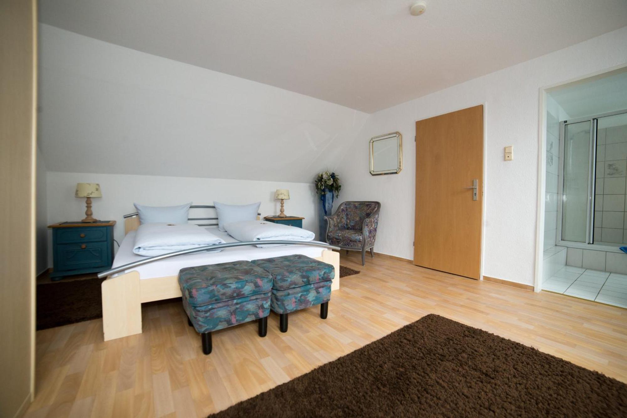 Hotellerie Gasthaus Schubert Garbsen Extérieur photo